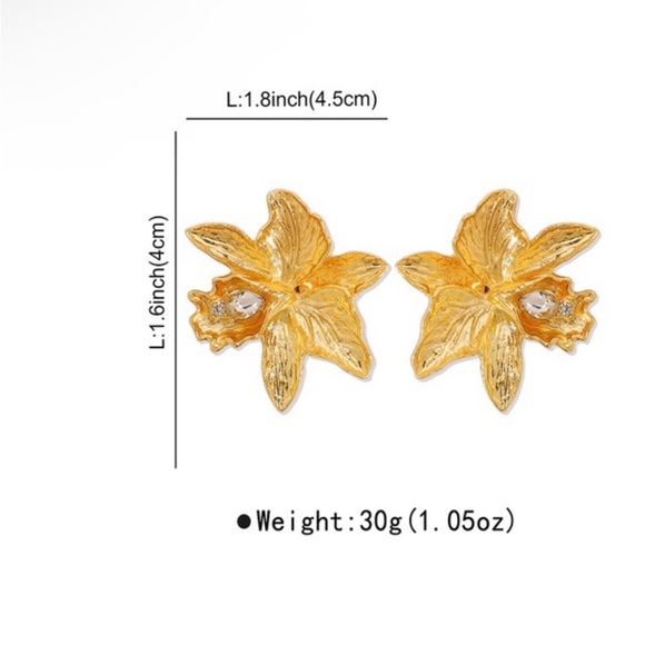 Gold Floral Earrings - Picture 3 of 8